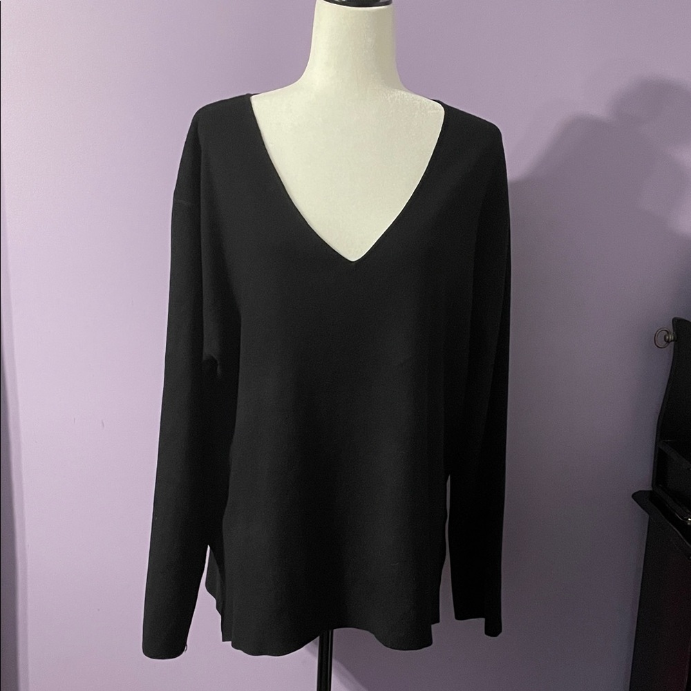 Splendid Black V-Neck Women's Sweater